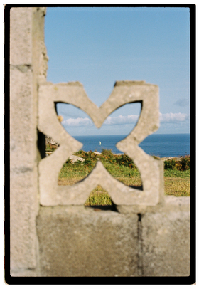 Frame 25