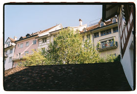 Frame 32