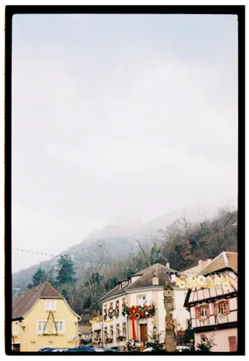 Frame 16