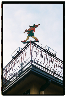 Frame 18