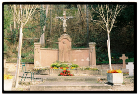 Frame 33