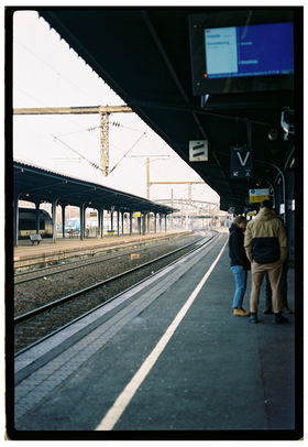 Frame 11