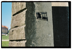 Frame 32