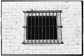 Frame 32