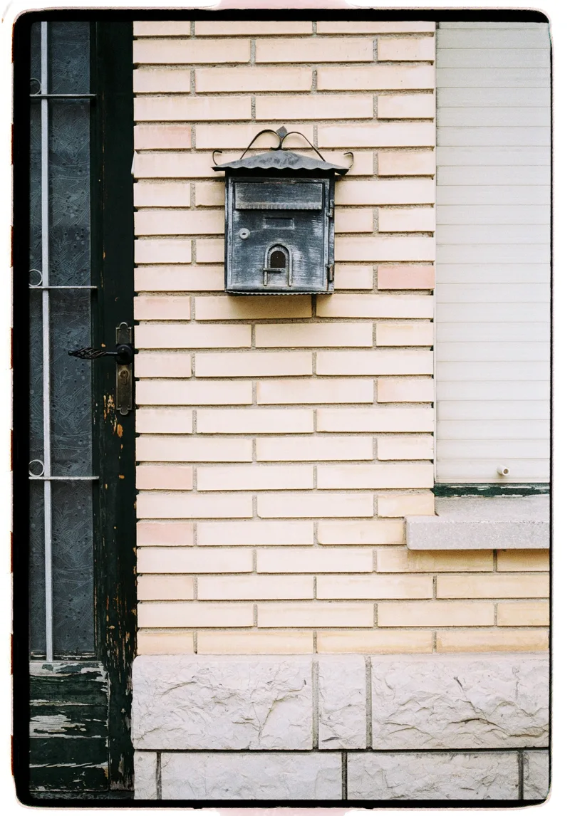 Roll Dump 9 — frame 23